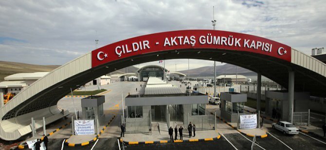 Gümrük kapısında 5 kilometrelik TIR kuyruğu